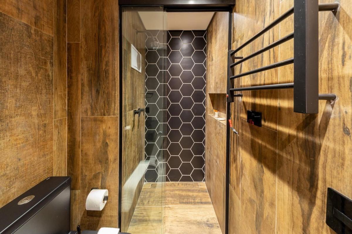 Apartamento Bhomy Pinheiros - Proximo Ao Metro Sumare Mit707 *