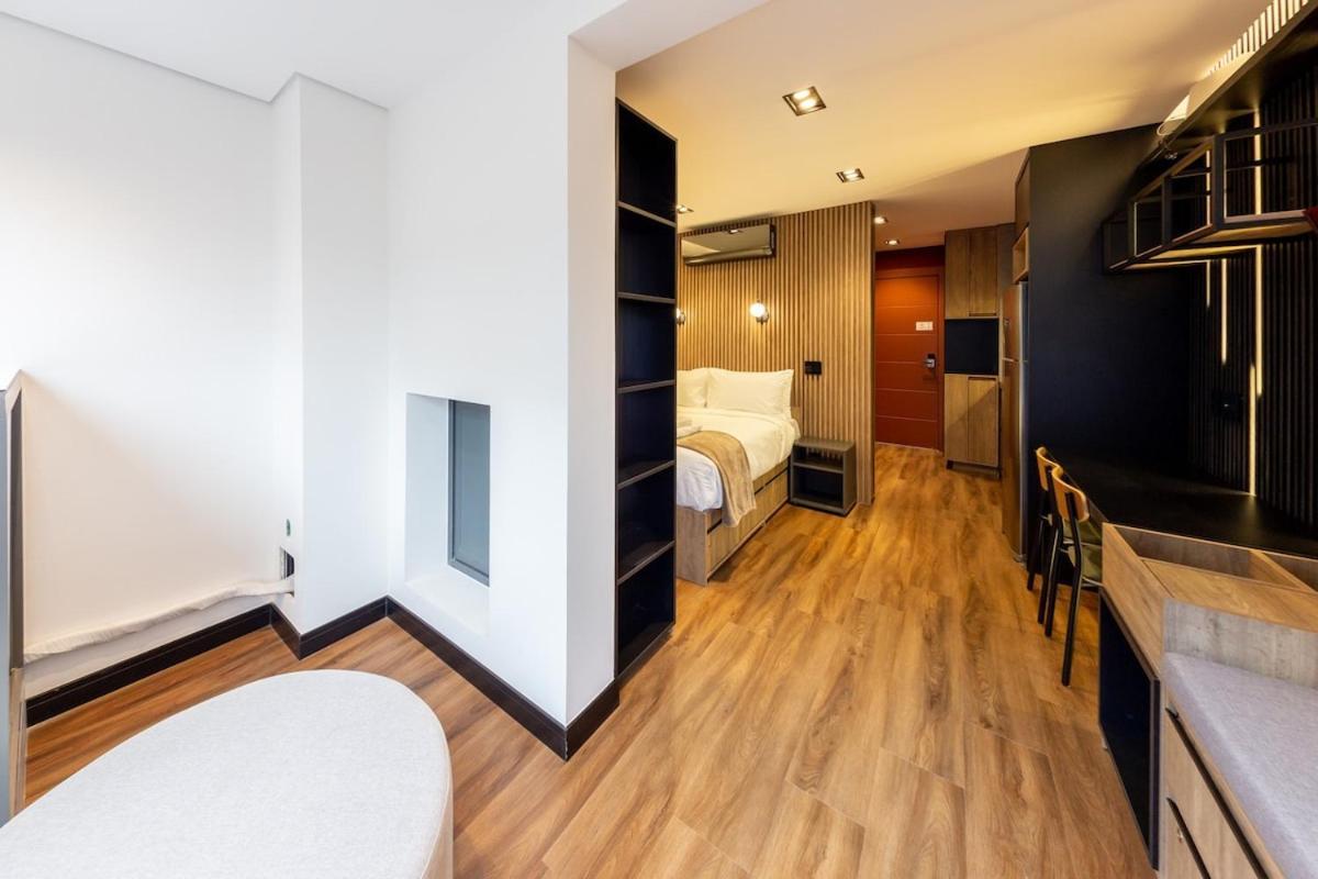 Apartamento Bhomy Pinheiros - Proximo Ao Metro Sumare Mit707 *